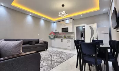 Afyonkarahisar İhsaniye - Büyük Havuzlu Yeni Bina Günlük Kiralık 2+1 Villa