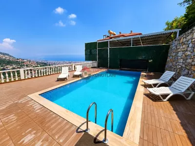 Antalya Alanya Müstakil Havuzlu Villa