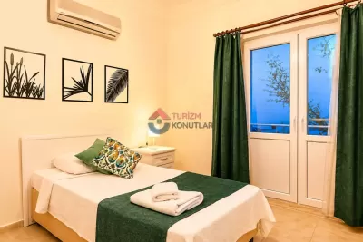 Antalya Kaş Deniz Manzaralı - Havuzlu Günlük Kiralık Villa
