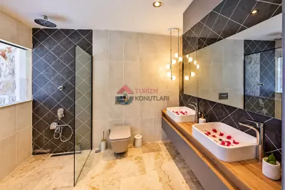 Antalya Kaş - Isıtmalı Havuz Günlük Kiralık 3+1 Villa