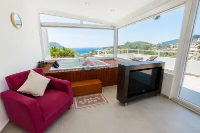 Antalya Kaş Lüks Teraslı Günlük Kiralık Apart