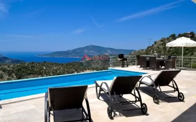Antalya Kaş - Lüks Deniz Ve Doğa Manzaralı Villa