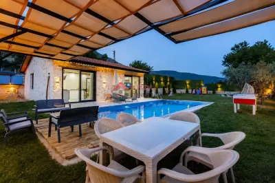 Antalya Kaş Ultra Lüks Günlük Kiralık Villa