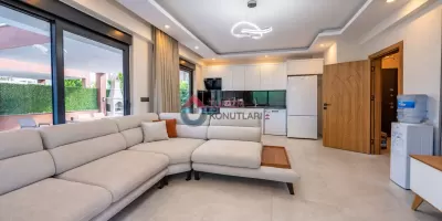 Antalya Kemer Özel Havuzlu Denize 1 Dakika Villa