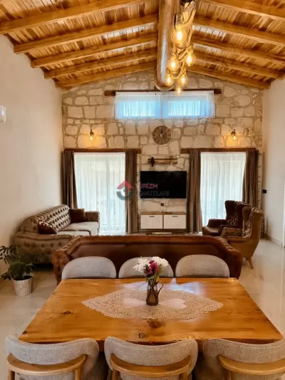 Antalya Kumluca Özel Havuzlu Jakuzili Korunaklı Villa