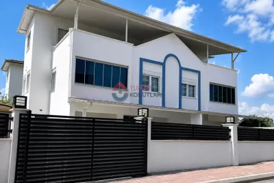 Antalya Serik Özel Havuzlu Muhafazakar Villa