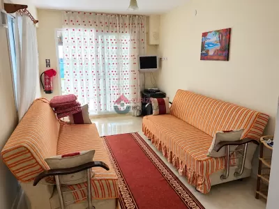 Aydın Didim - Denize Sıfır - Bahçeli - Havuzlu - Sakin Günlük Kiralık Müstakil Ev