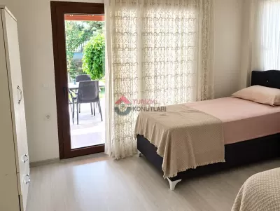 Aydın Kuşadası Kadınlar Denizi'ne Sadece 100 Metre Mesafede 3.5+1 Günlük Kiralık Villa