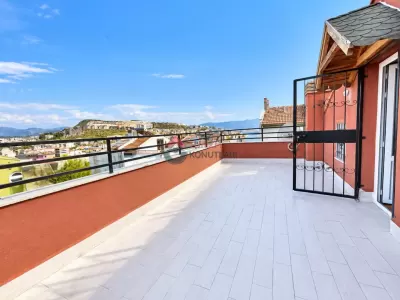 Aydın Kuşadası - Ortak Yüzme Havuzlu - Günlük Kiralık Villa