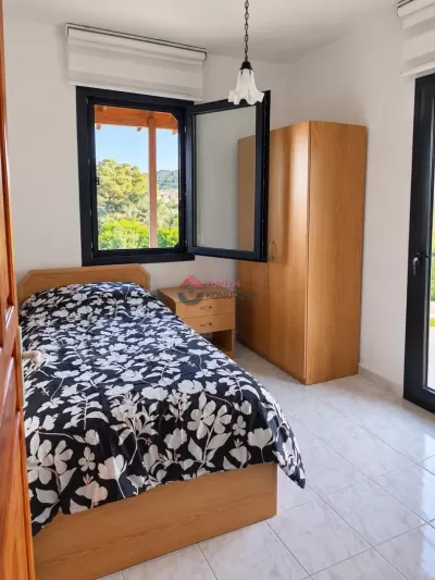 Balıkesir Ayvalık - Cunda Çataltepe'de Kum Plaja 2 Dakika Yürüme Mesafesinde Müstakil Günlük Kiralık Villa