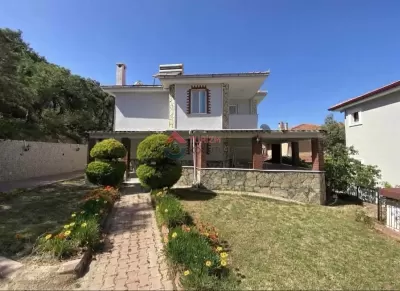 Balıkesir Ayvalık - Komili Villaları Günlük Kiralık 3+2 Villa
