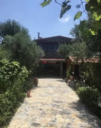 Balıkesir Erdek - Havuzlu - Lüks Günlük Kiralık Müstakil Taş Ev
