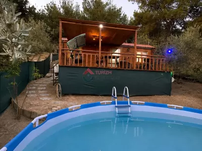 Bornova Yakaköy Merkezde 1+1 Havuzlu Bungalov