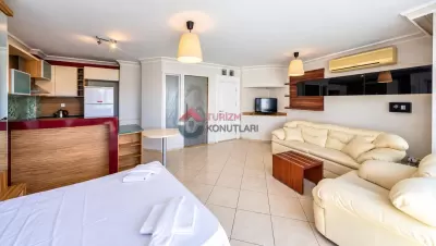 Havuz Manzaralı Sitede Lüks Günlük Kiralık Daire