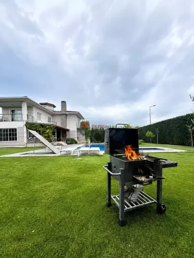 İstanbul Büyükçekmece Lüks Günlük Kiralık Villa