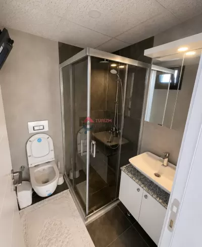 İzmir Çeşme - Deniz Manzaralı - Havuzlu - Lüks Günlük Kiralık Villa