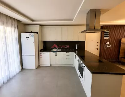 İzmir Çeşme - Havuzlu - Müstakil Günlük Kiralık Villa