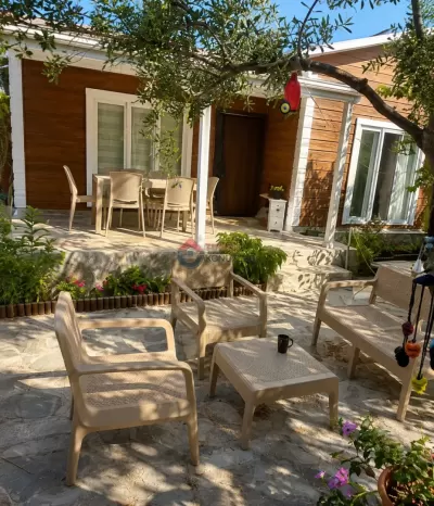 İzmir Dikili - Bahçeli - Günlük Kiralık Müstakil Ev