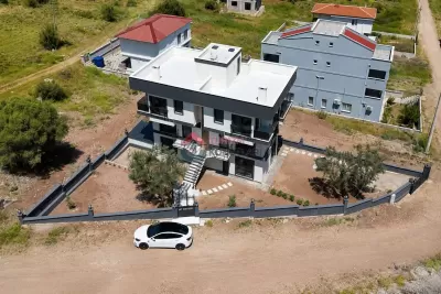 İzmir Dikili Günlük Kiralık 2+1 Ev