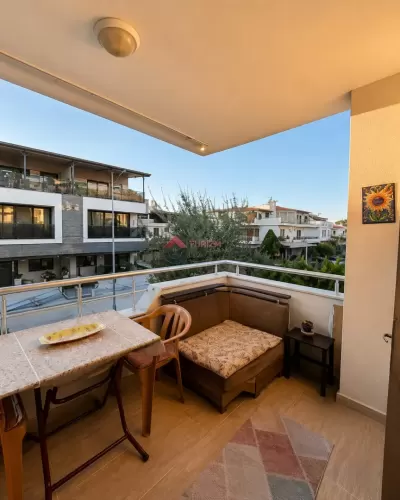 İzmir Dikili - Merkezde - Klimalı - Günlük Kiralık Daire
