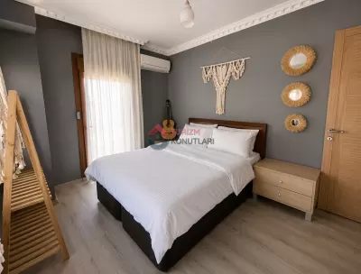 İzmir Foça - Denize Yakın - Günlük Kiralık Taş Villa