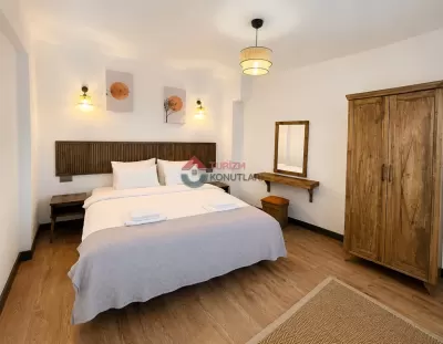 İzmir Foça Liman Karşısında Lüks Günlük Kiralık Daire