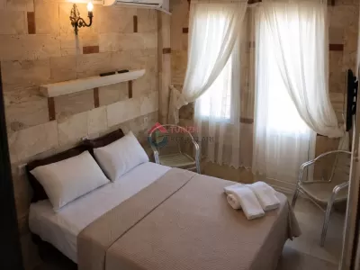 İzmir Foça Lüks Taş Oda Günlük Kiralık Daire