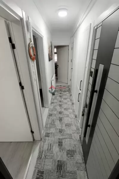 İzmir Karabağlar - 2+1 Ve 4+1 Günlük Kiralık Daire