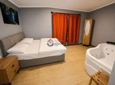 Jakuzili,sıcak Havuzlu,kahvaltılı Günlük Haftalık Aylık Daire