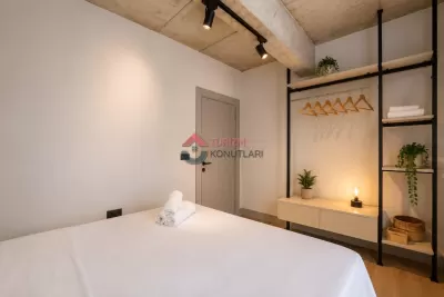 Konyaaltında Günlük Eşyalı Ve Tam Donanımlı Suit Daire