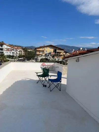 Muğla Marmaris Denize 200 Metre Mesafede Müstakil Bahçeli