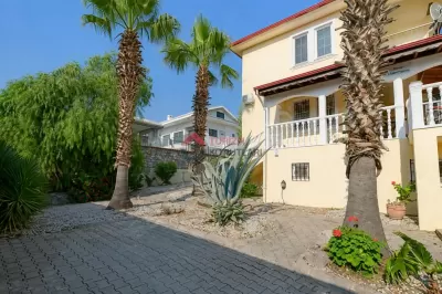 Ölüdenizde Sahibinden 4+1 8 Kişilik Villa