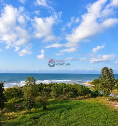 Ordu Ünye - Denize Sıfır Günlük Kiralık 3+1 Daire