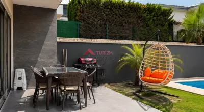 Sahibinden Alaçatı Şifnede Kiralık Havuzlu Villa
