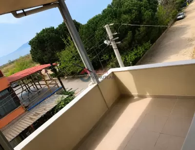 Seferihisar Ürkmez'de  Denize 50m Günlük Kiralık Daire